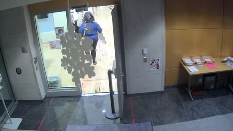 8616OHOB0101B12_2021-01-06_08h42min01s197ms.mp4
