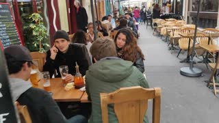 Terraces reopening on rue Grégoire de Tours