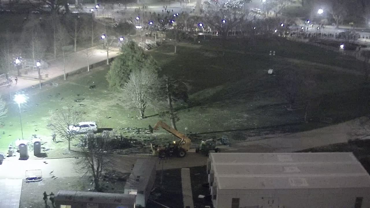 0946USCSRFNorthwestRoof_2021-01-06_17h58min39s057ms.mp4