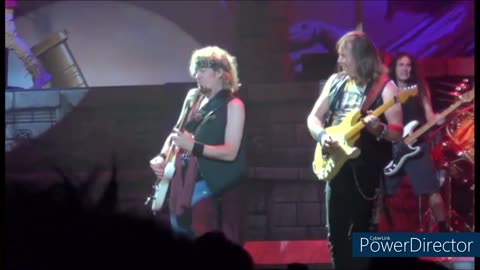 【HD】Iron Maiden - The Trooper/A Man With A Flag But No Micrrophone lol (Live in Tokyo 2016)