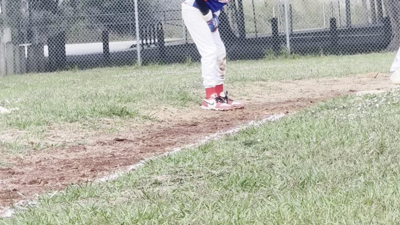 Stealing in baseball