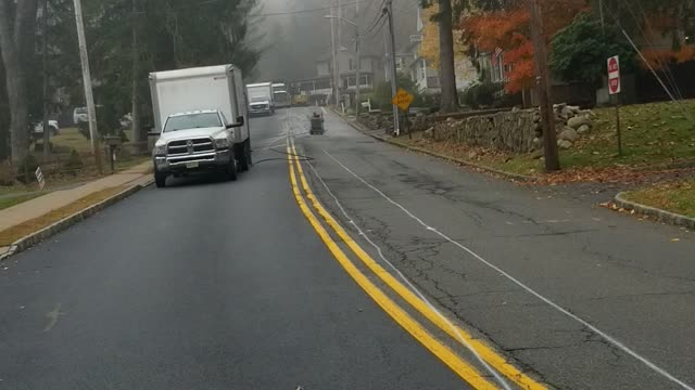 Roadsawing for water main