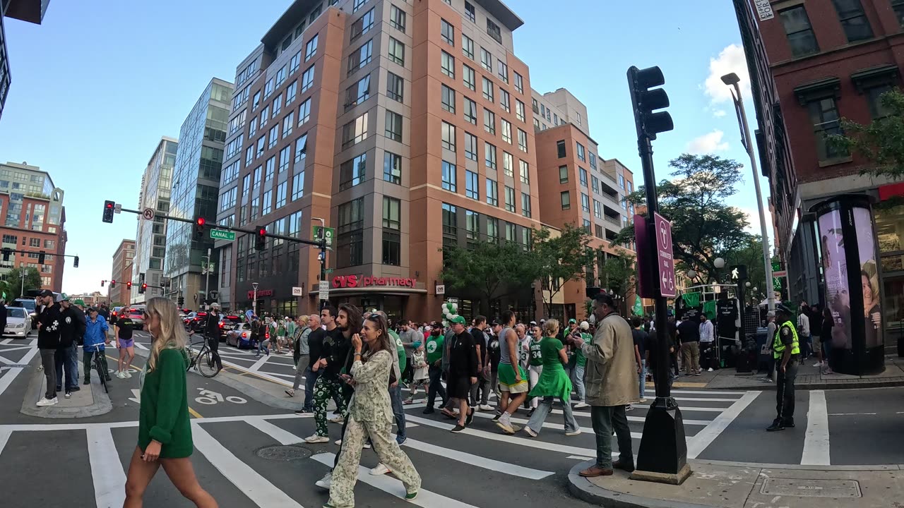 THE GREEN🍀Boston Celtics NBA Finals TD Garden North Station