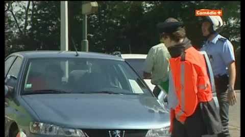(BE) L'Embrouille - L'auto-stoppeur vs police