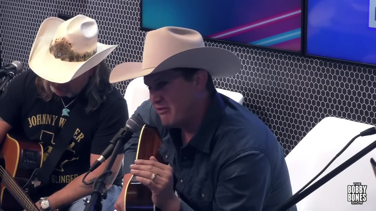 Jon Pardi Reveals Infection He Got + Funny Story From Delivery Room With His Wife Summer