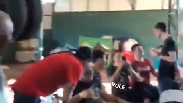 Truco deveria ser um esporte olímpico kkkk