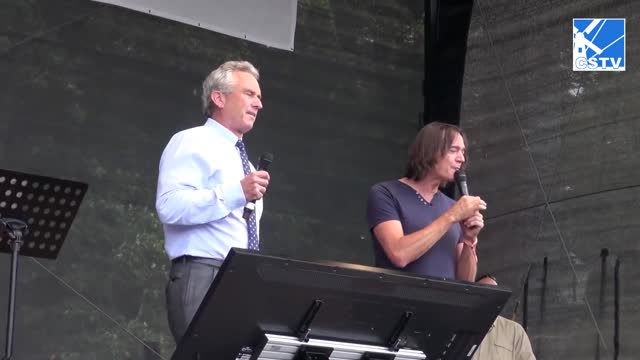 Speech Robert F. Kennedy Jr. in Berlijn (NL subs)