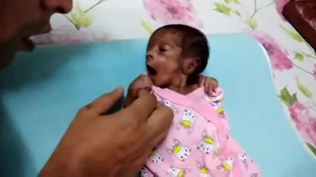 Smoll baby video