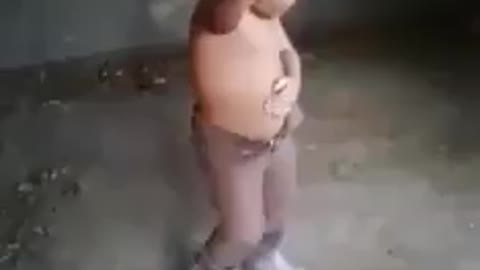 Small baby funny dance😁🤣