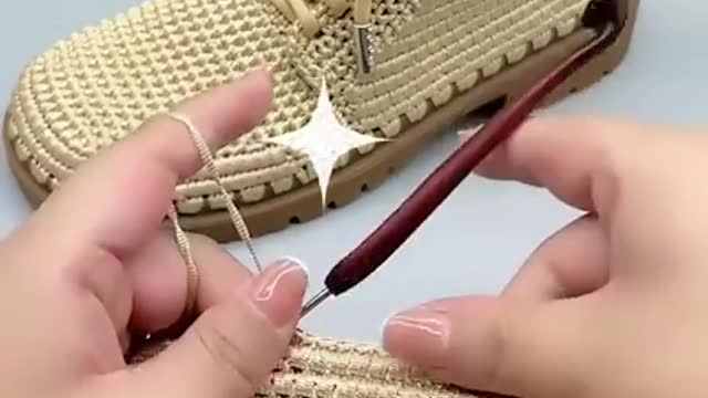 Shoe-knitting looks SO FUN