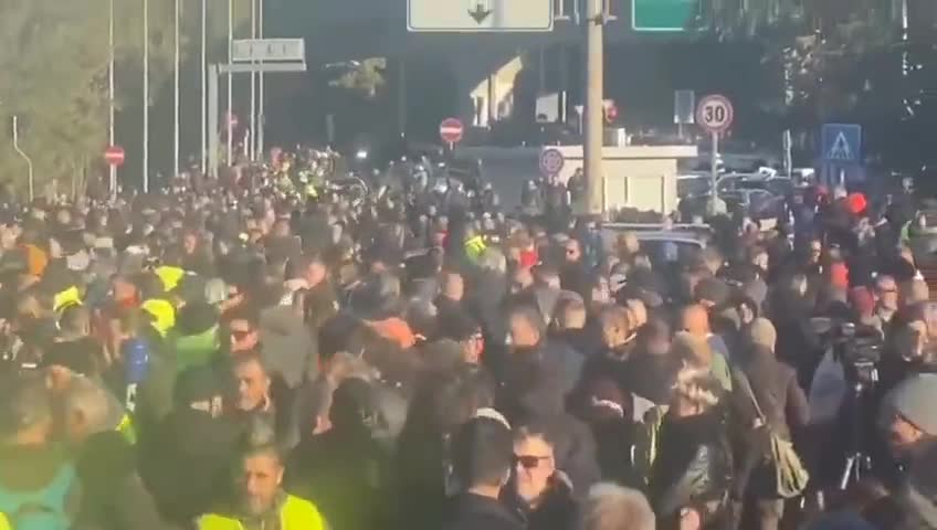 Feedings food during Italy protest for Pro choice