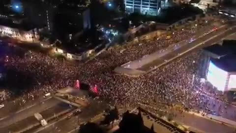 Tel Aviv MASSIVE protest demanding Netanyahu to RESIGN🔥