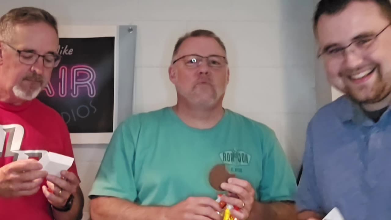 Is Bigger Really Better? The new Reese’s JUMBO Cup.