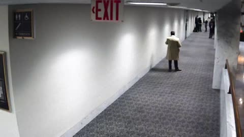 1469HSOB02SH211Hallway_2021-01-06_18h20min02s067ms.mp4