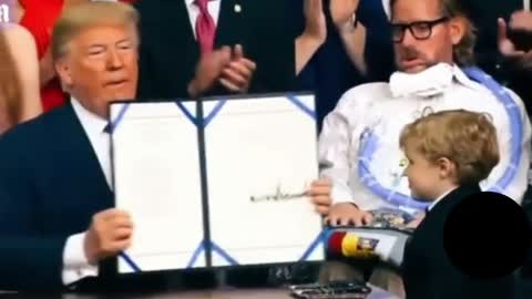 “充滿愛、幽默感、親和力的川普總統”，真的很受孩子們的喜歡！