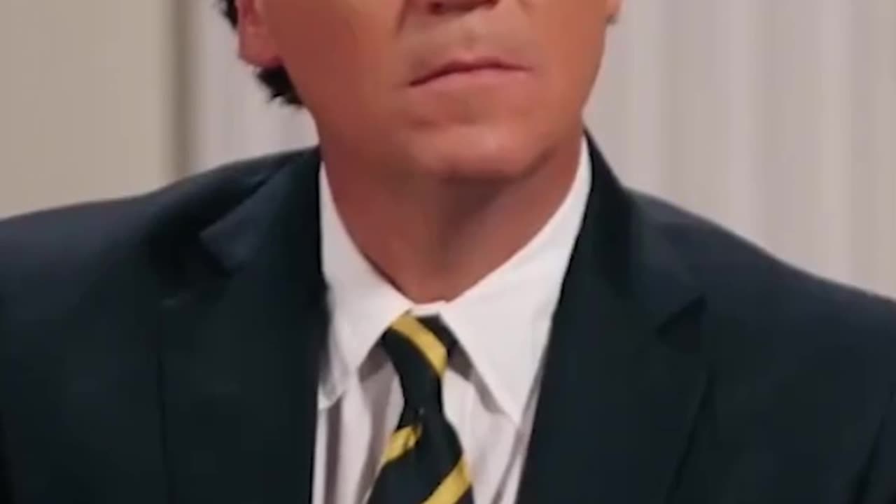 Vladimir Putin se entrevistó con Tucker Carlson y es tendencia global