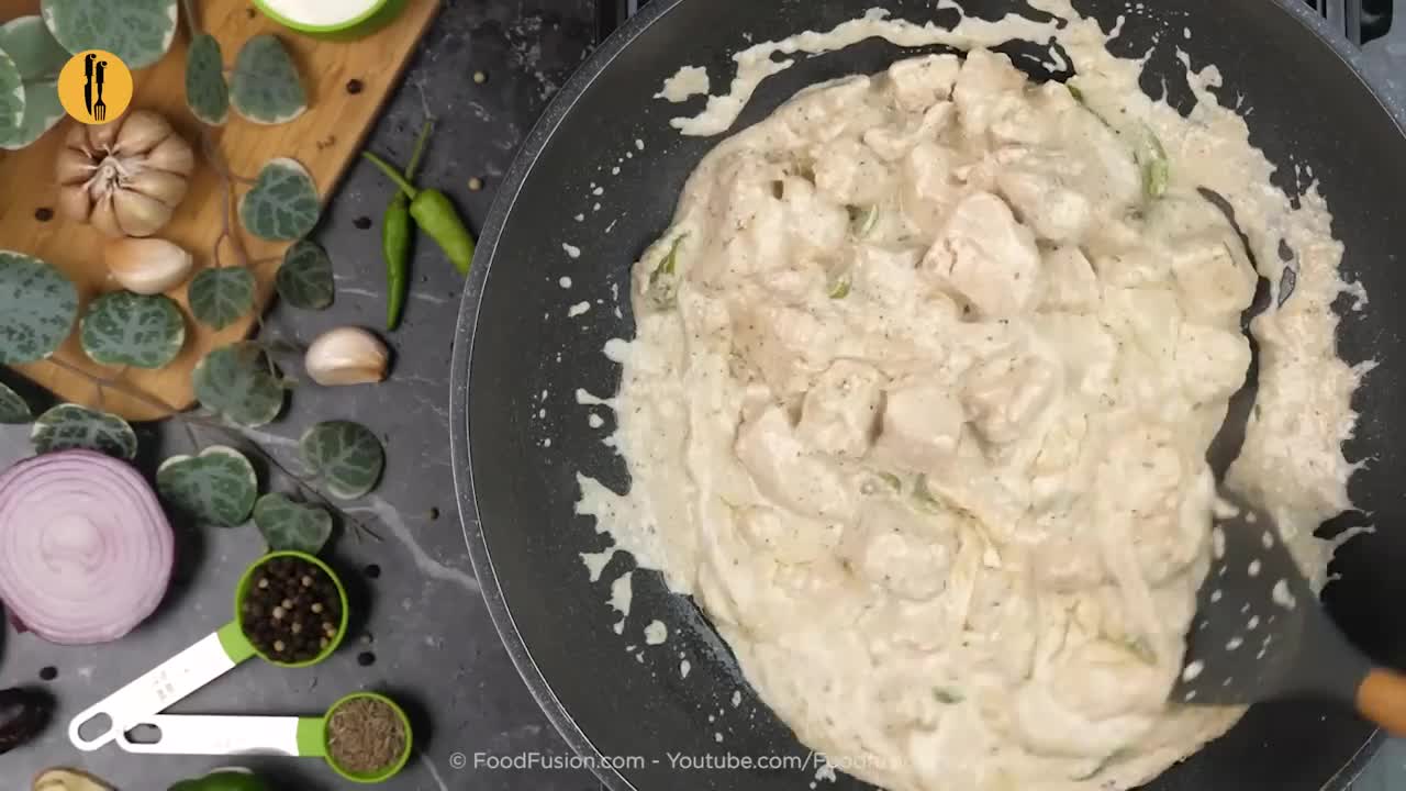 Chicken Paneer Reshmi Handi Recipe by Food Fusion