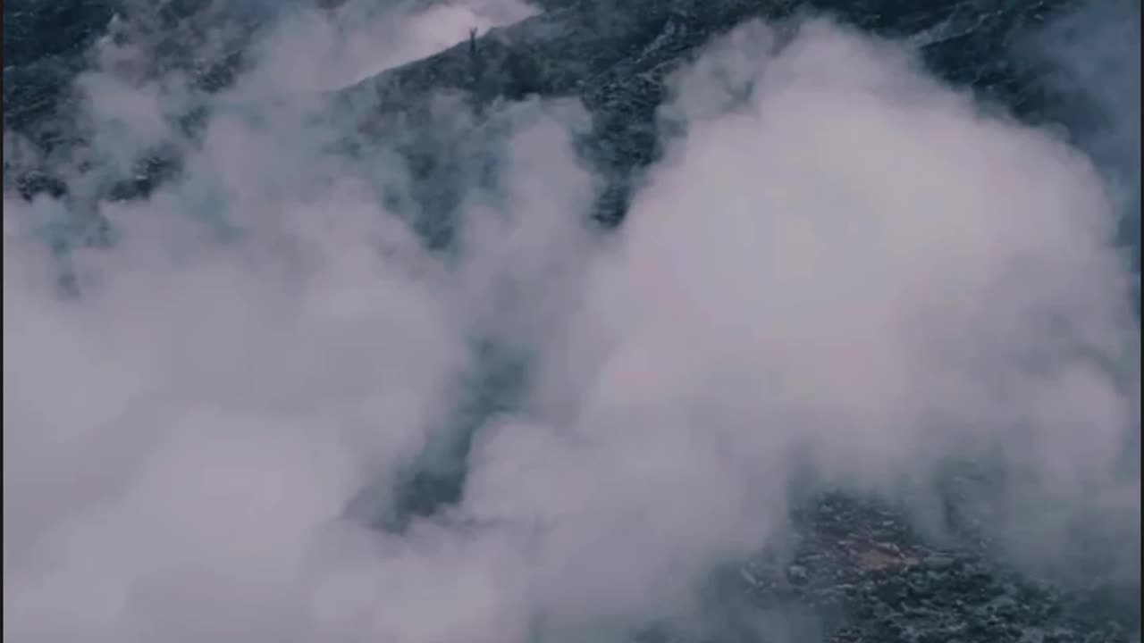 BEAUTIFUL VIEW OF RATU CRATER 😍 MOUNTAIN HALIMUN SALAK INDONESIA