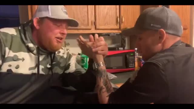 Brothers n Arm's Arm Wrestle