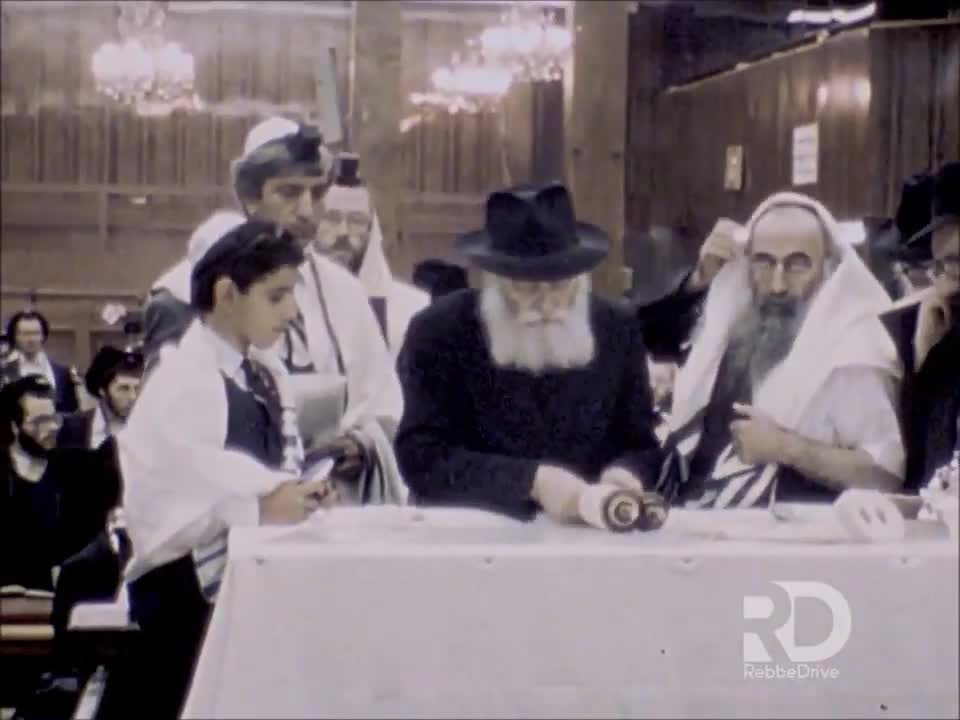 8. Daled Tishrei 5746 - Krias Hatorah (freidin) = ד' תשרי תשמ"ו