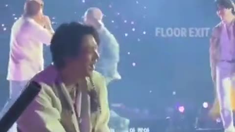 jin be like_ you're joker guy 😂🤣