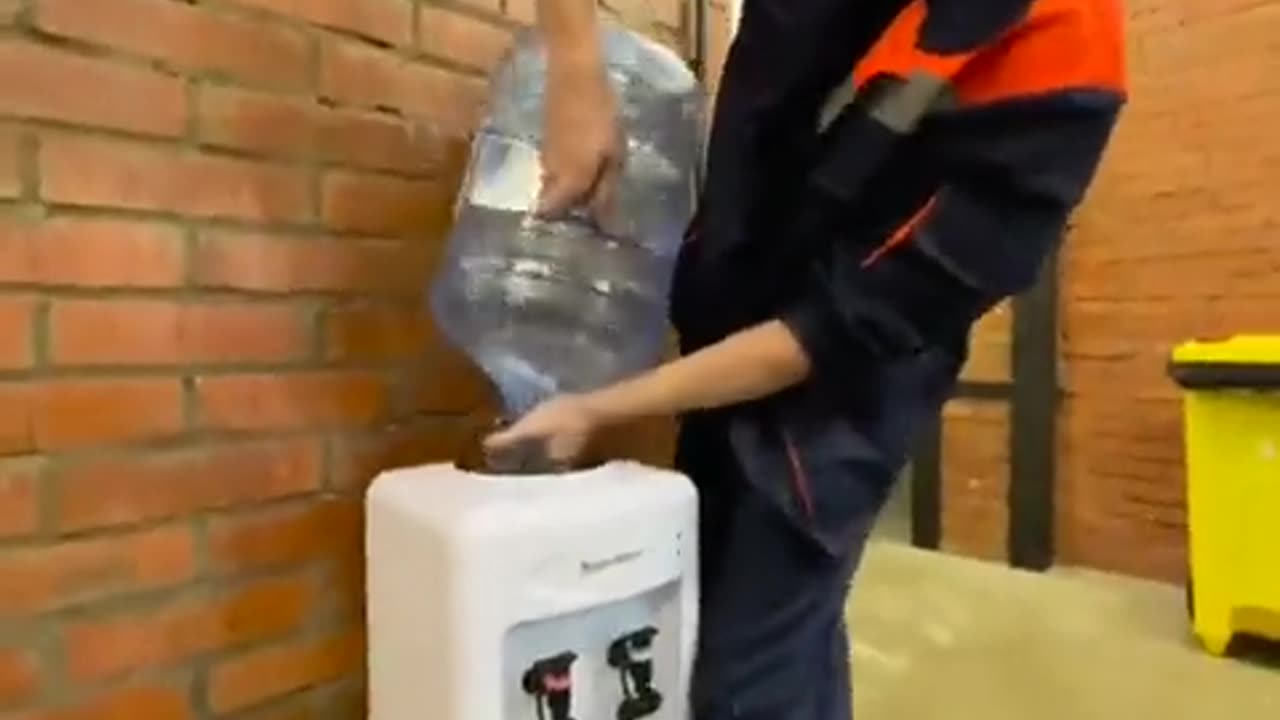 How to change the tank of these?😂😂