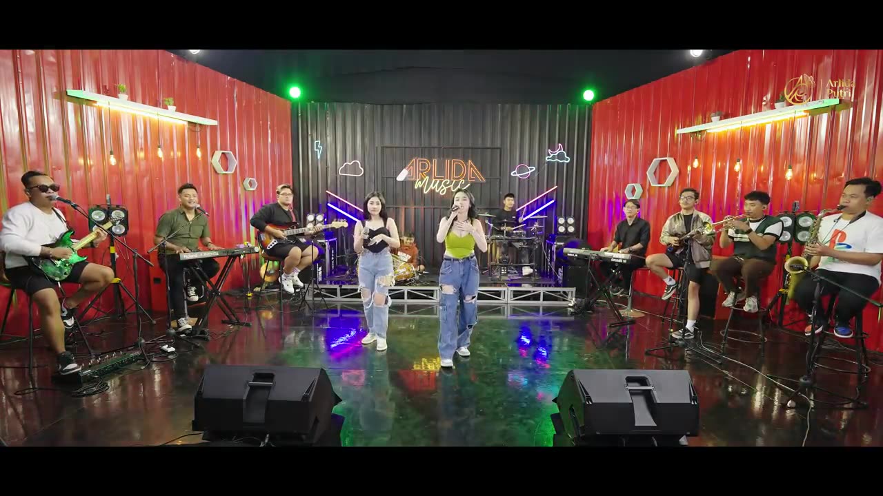 ardila putri ft shinta gisul - aku cah kerjo