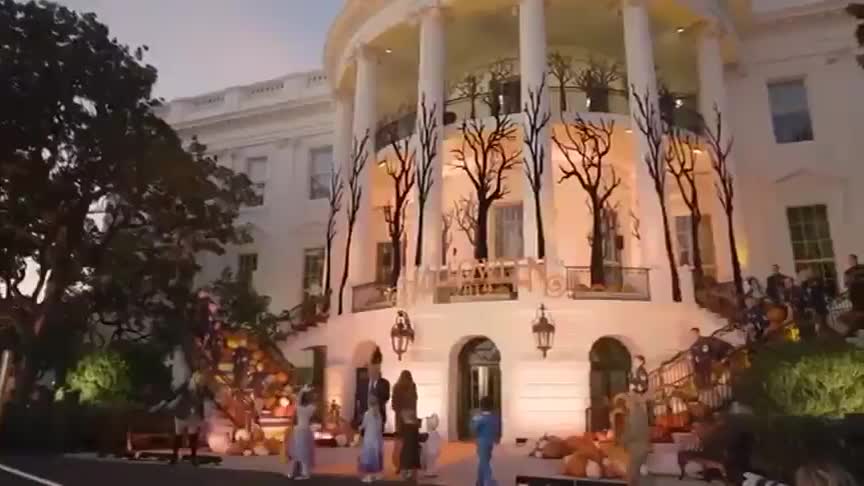 美麗、智慧、優雅又充滿溫暖力量的第一夫人，“美國第四十五任總統夫人”_Melania Trump 梅蘭妮亞 川普的白宮生活點滴～