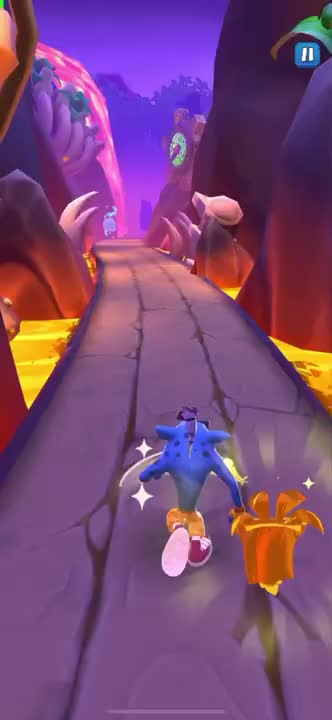 Blue Hyena Crash Skin Gameplay - Crash Bandicoot: On The Run!