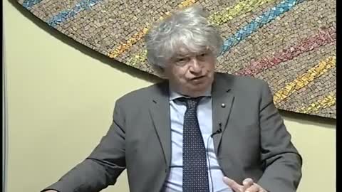 Medico scienziatoh si incazza e scappa davanti alla Verità
