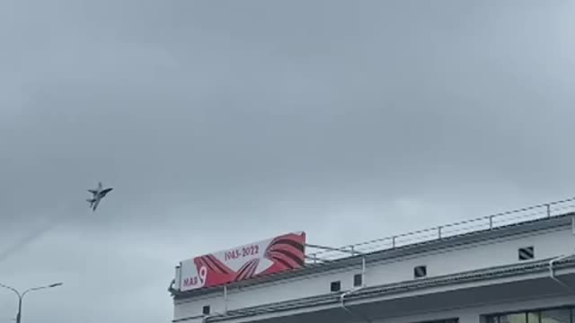 Aircraft of the Russian Aerospace Forces in honor of the Victory Day over Nizhny Novgorod