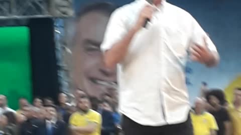 L L Seu lugar e na Prisão