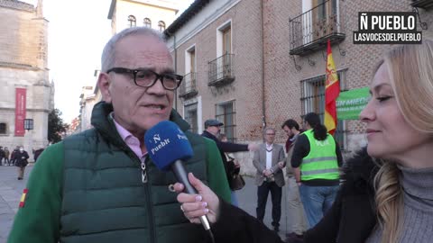 Antonio: "VOX es un movimiento joven" que "crece cada día más y parece que haya más confianza"