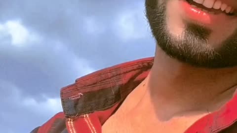 Pyar Kar ke Dekho Na Lovely Video Shorts