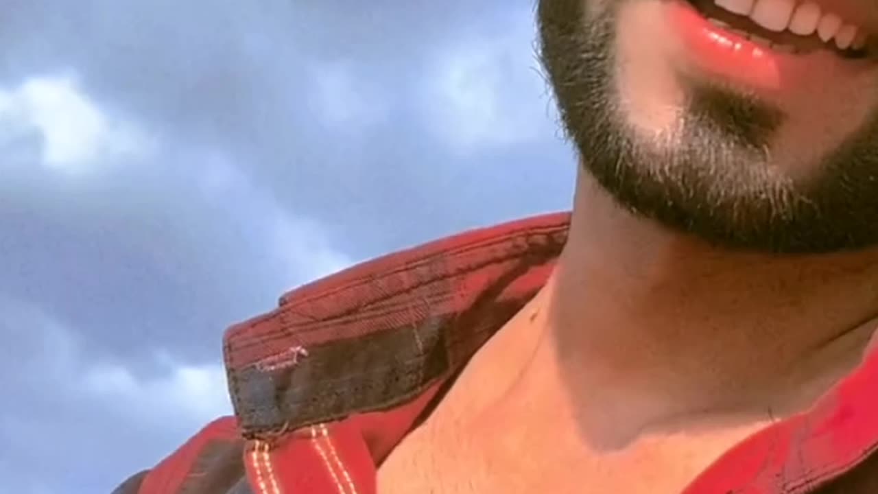 Pyar Kar ke Dekho Na Lovely Video Shorts