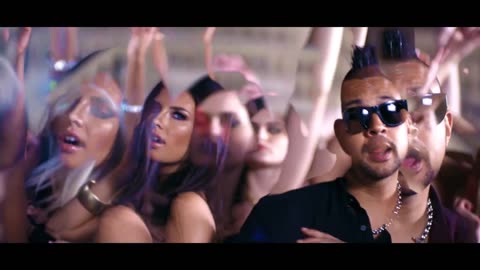 Arash Feat. Sean Paul - She Makes Me Go (Official Video)