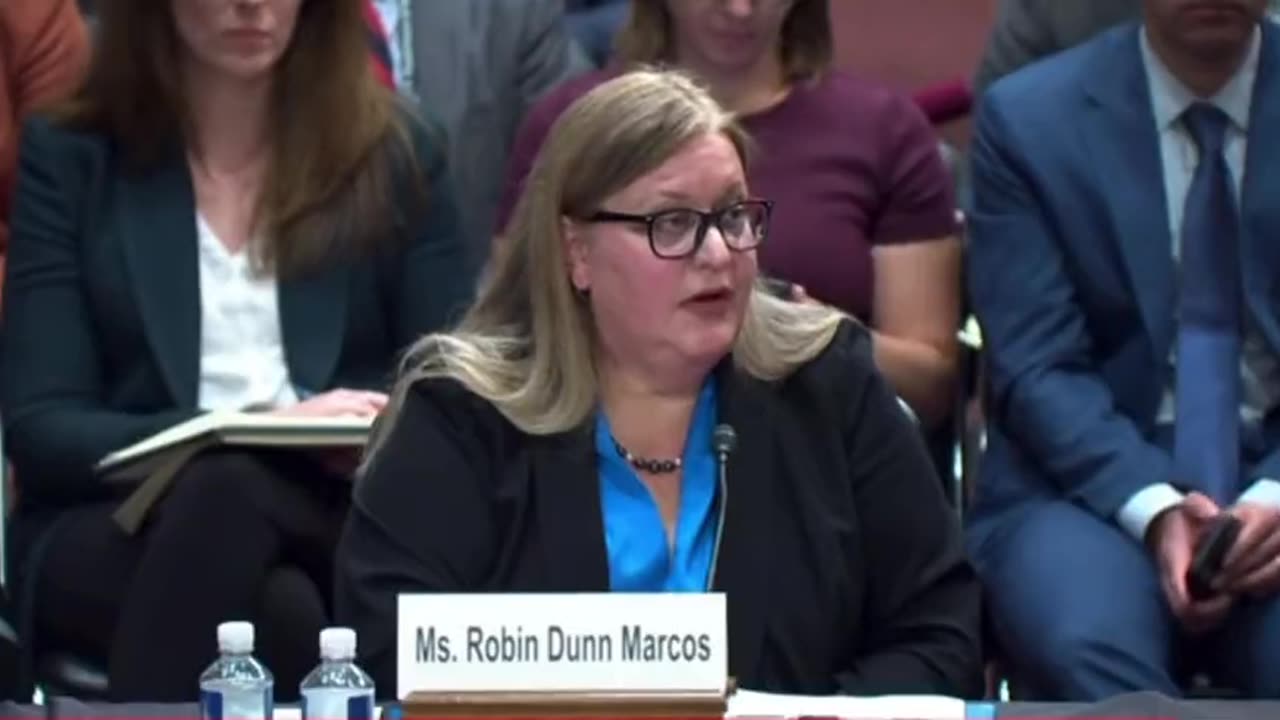 Senator Josh Hawley (R-MO) Rips DHS Director of Refugee Resettlement - Robin Dunn Marcos