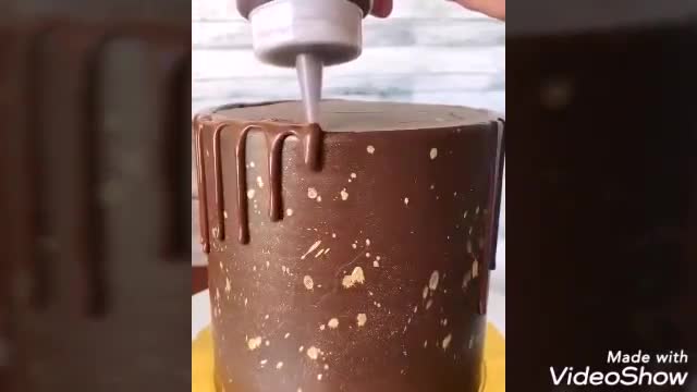 Easy Cake Decoration