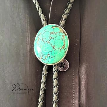 Let the timeless wisdom of turquoise guide you towards inner peace and self-discovery.⁣