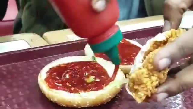 Put ketchup like a pro