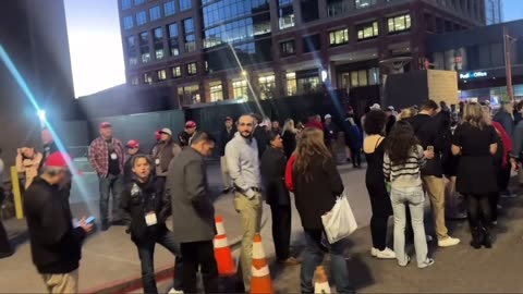 Massive line to see Trump speak in Phoenix, AZ