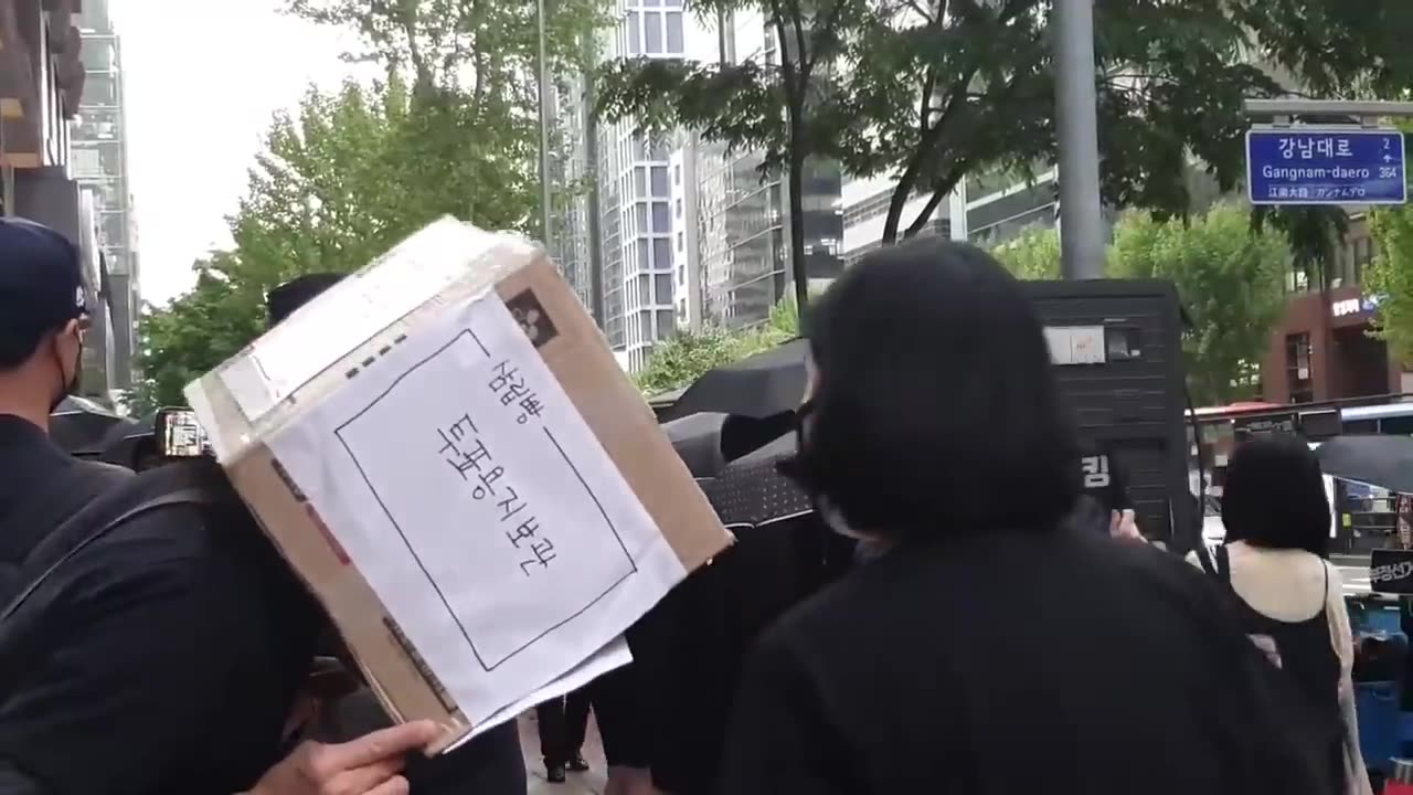 20200519_V3_S01(HGTKtnXTNwM)강남에서 의사선생님의 피를 토하는 이 절규속에