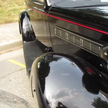 1936 REO Flying Cloud