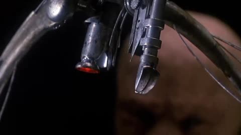 Film BAGLIORI NEL BUIO - ESPERIMENTI ALIENI