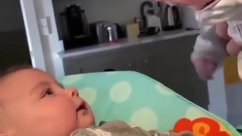 It's so funny, this little kid's video makes you sure to be happy and happy