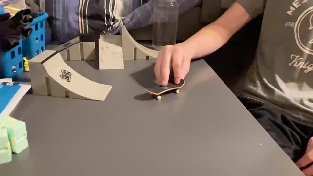 Tech deck tricks 1