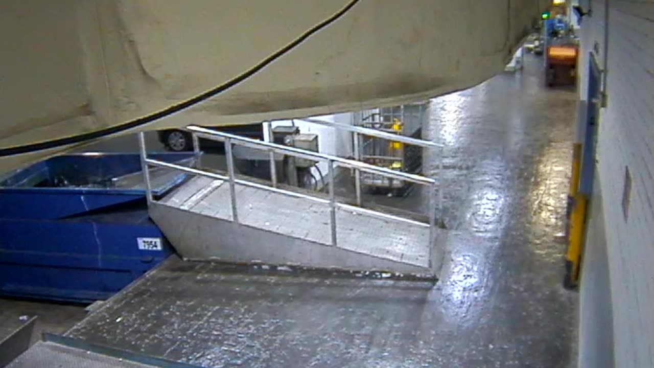 3803FHOBBALoadingDock_2021-01-06_08h20min01s153ms.mp4