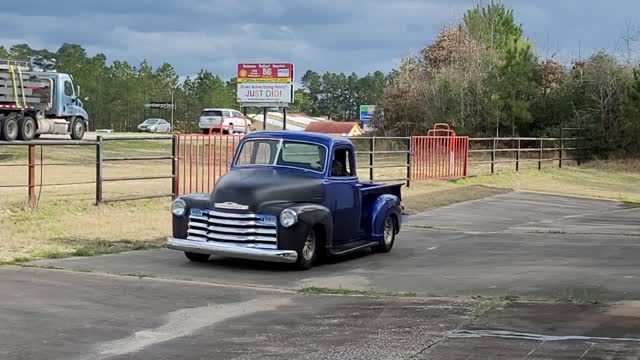 1953 Chevy 5 window 350ci / 700r 031422 Dad working