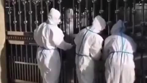 El Partido Comunista volvió a encerrar a la gente en casa.