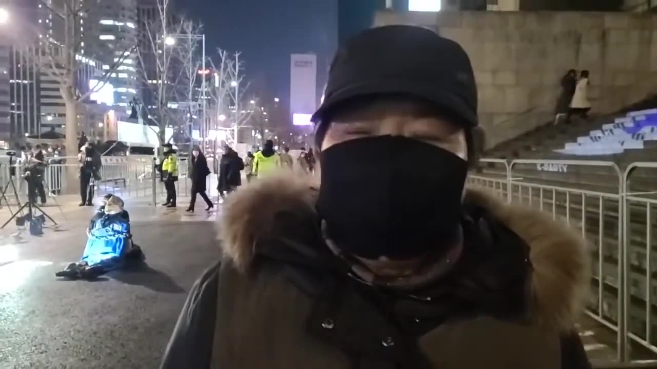 20210218_V3_S01(sh1cY_JgX-w)갈매깁니다! 원전을 이북에 갔다줬다고_ 아직은 개돼지 아닌 국민이 많아요! 펜스쳐진 세종문화회관